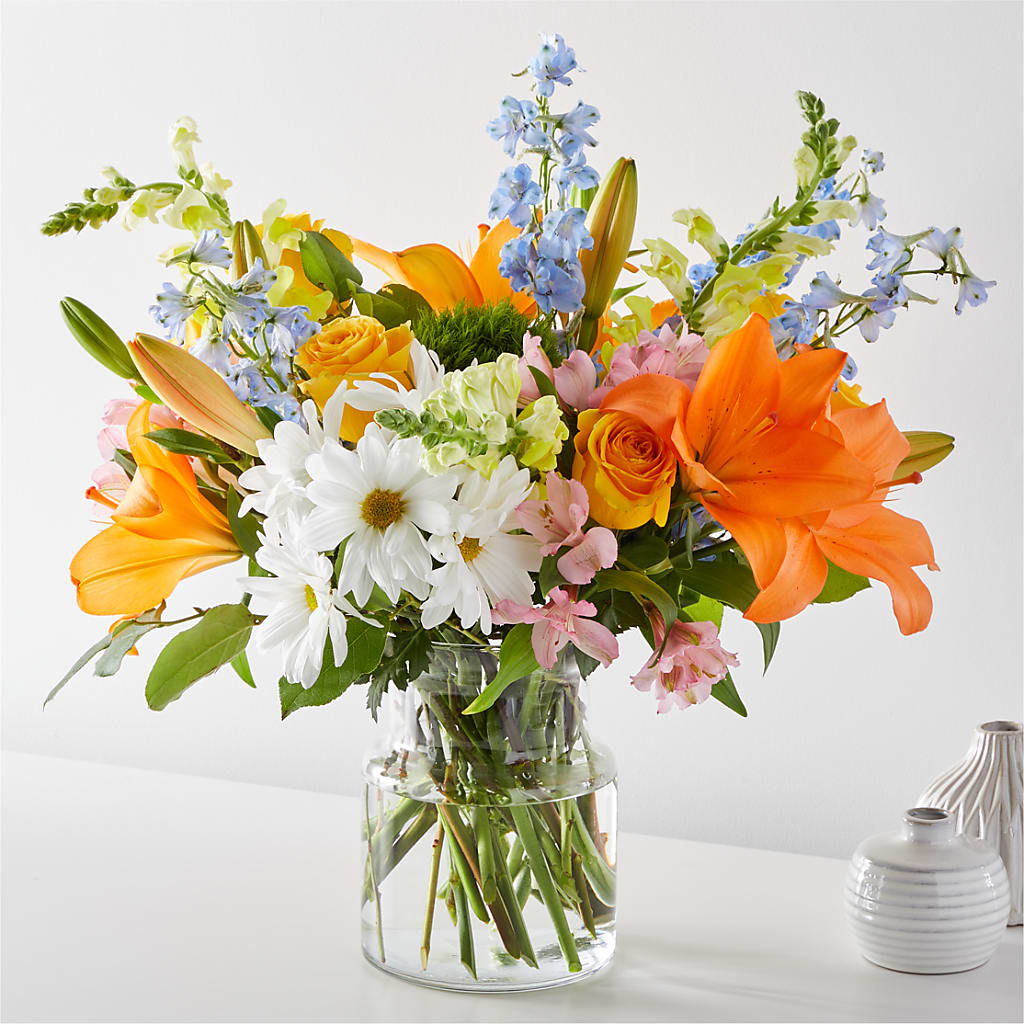 Sun Salutation Bouquet – GOD'S GARDEN FLOWER SHOP, Lancaster CA