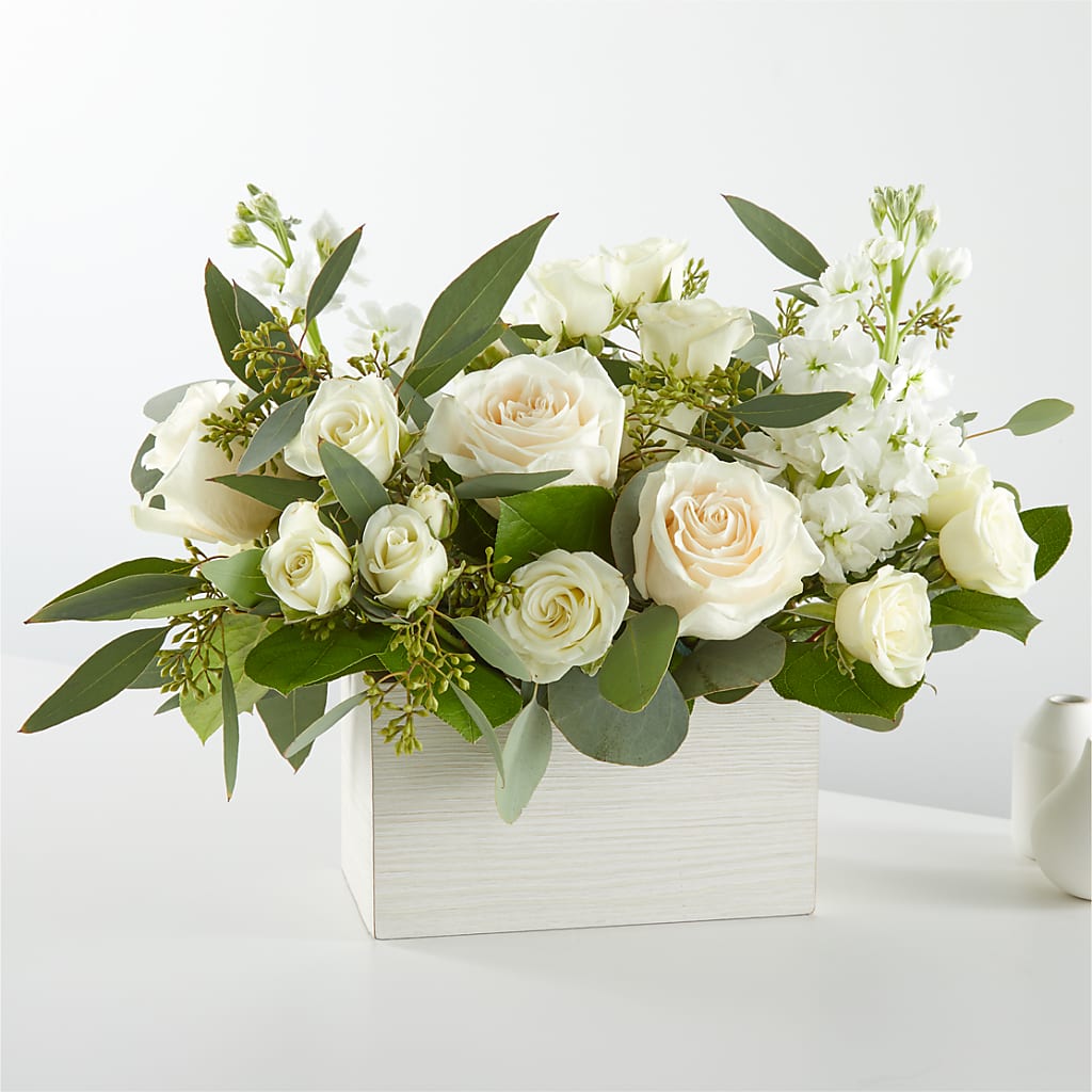 Fresh Linen Box Bouquet – GOD'S GARDEN FLOWER SHOP, Lancaster CA