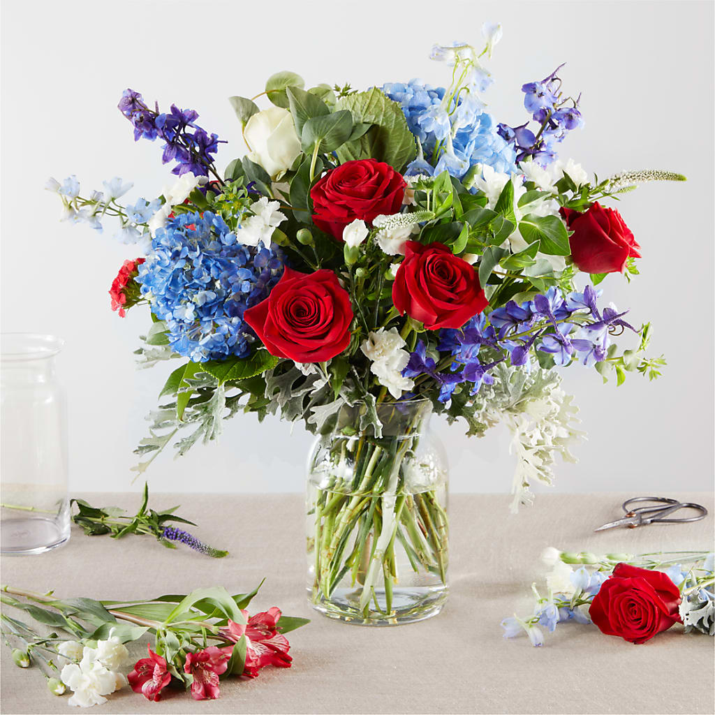 Star Spangled - A Florist Original – GOD'S GARDEN FLOWER SHOP, Lancaster CA