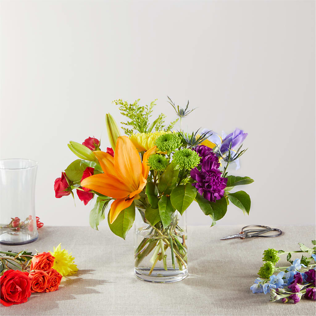 Summer Spectra - A Florist Original – GOD'S GARDEN FLOWER SHOP, Lancaster CA