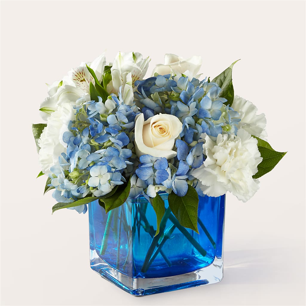 Soothing Waters Bouquet – GOD'S GARDEN FLOWER SHOP, Lancaster CA