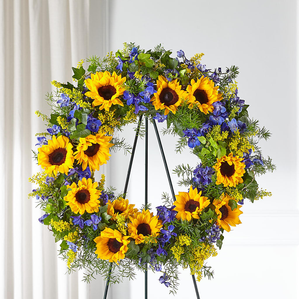 Bright Rays Wreath – GOD'S GARDEN FLOWER SHOP, Lancaster CA