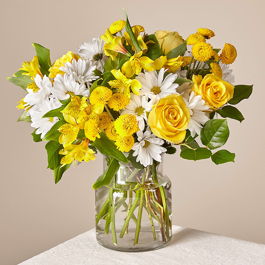 Sunny Sentiments Bouquet – GOD'S GARDEN FLOWER SHOP, Lancaster CA