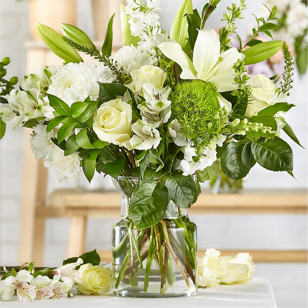 Classic Ivory – A Florist Original – GOD'S GARDEN FLOWER SHOP, Lancaster CA