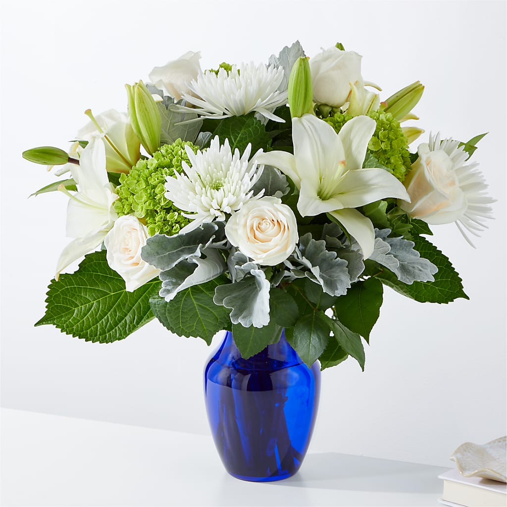 Snowy Dreams Bouquet – GOD'S GARDEN FLOWER SHOP, Lancaster CA