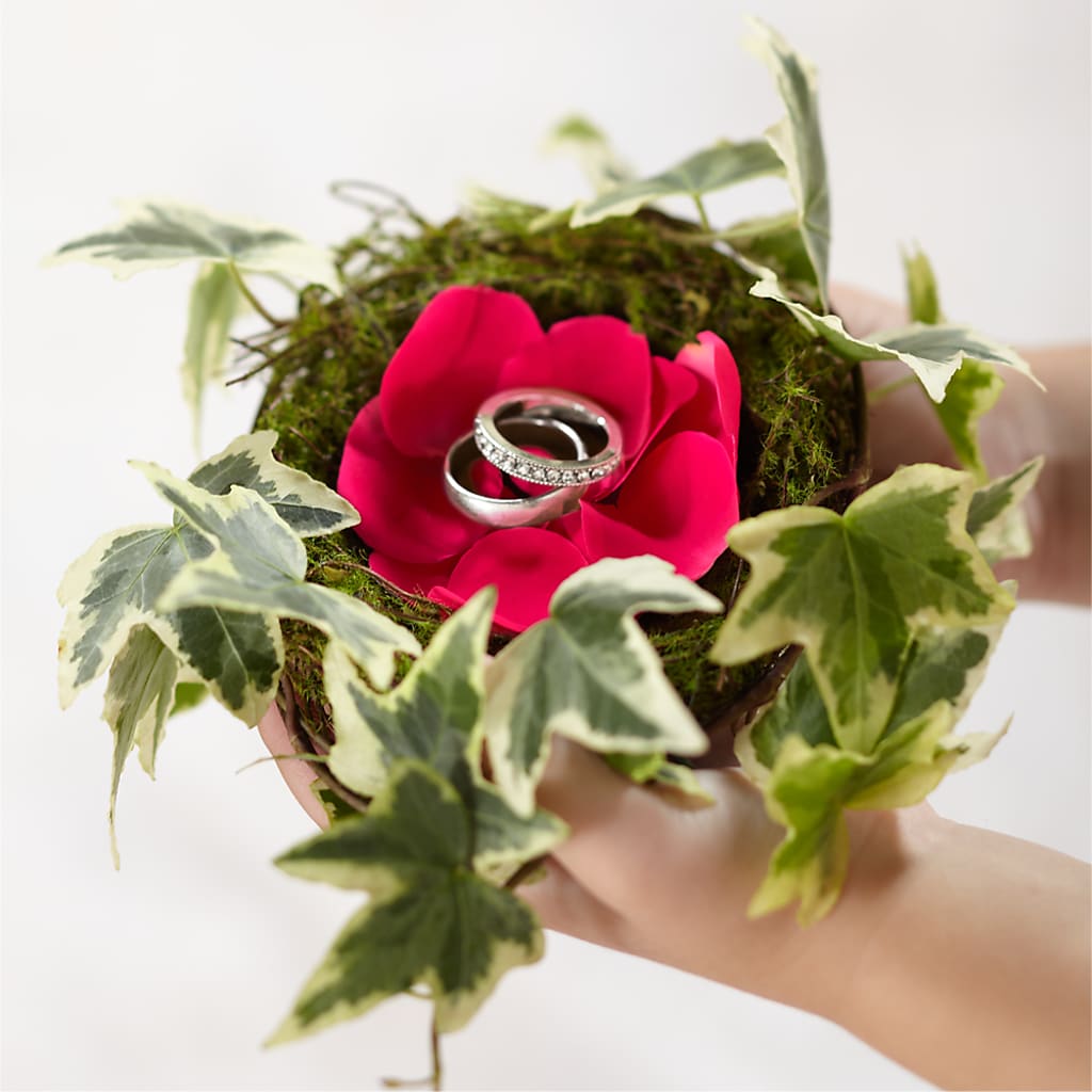 Lila Rose Ring Nest – GOD'S GARDEN FLOWER SHOP, Lancaster CA