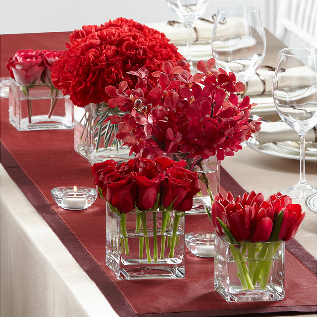 Modern Grace Centerpiece – GOD'S GARDEN FLOWER SHOP, Lancaster CA
