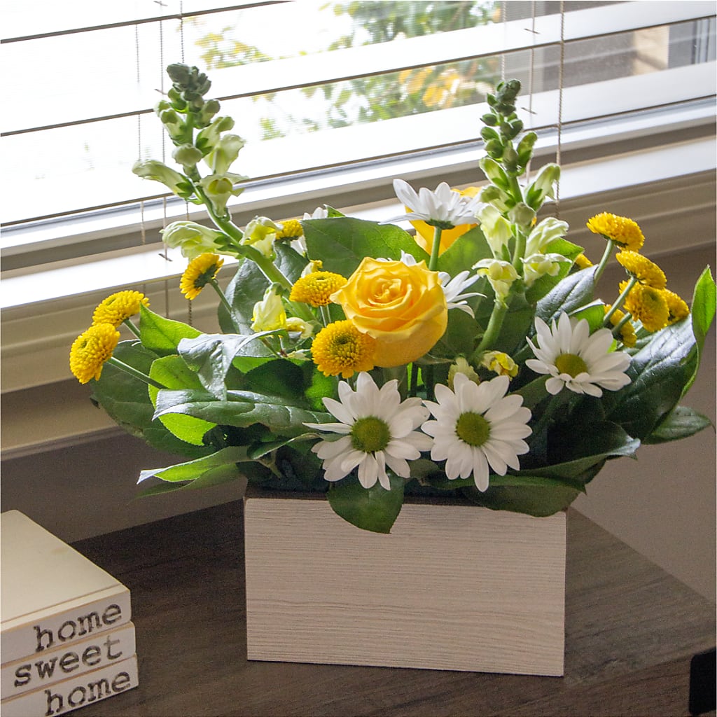 Sun Salutation Box Bouquet – GOD'S GARDEN FLOWER SHOP, Lancaster CA
