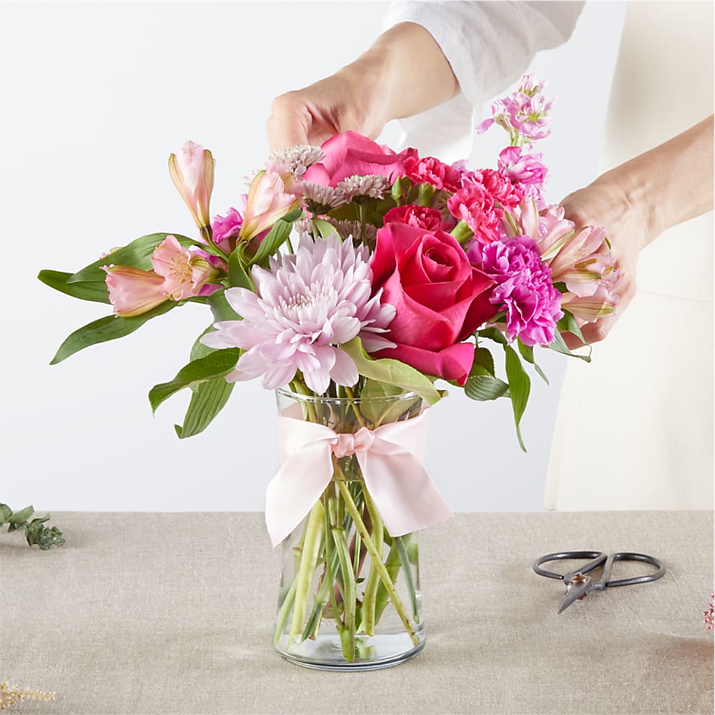 Pink Ribbon - A Florist Original – GOD'S GARDEN FLOWER SHOP, Lancaster CA