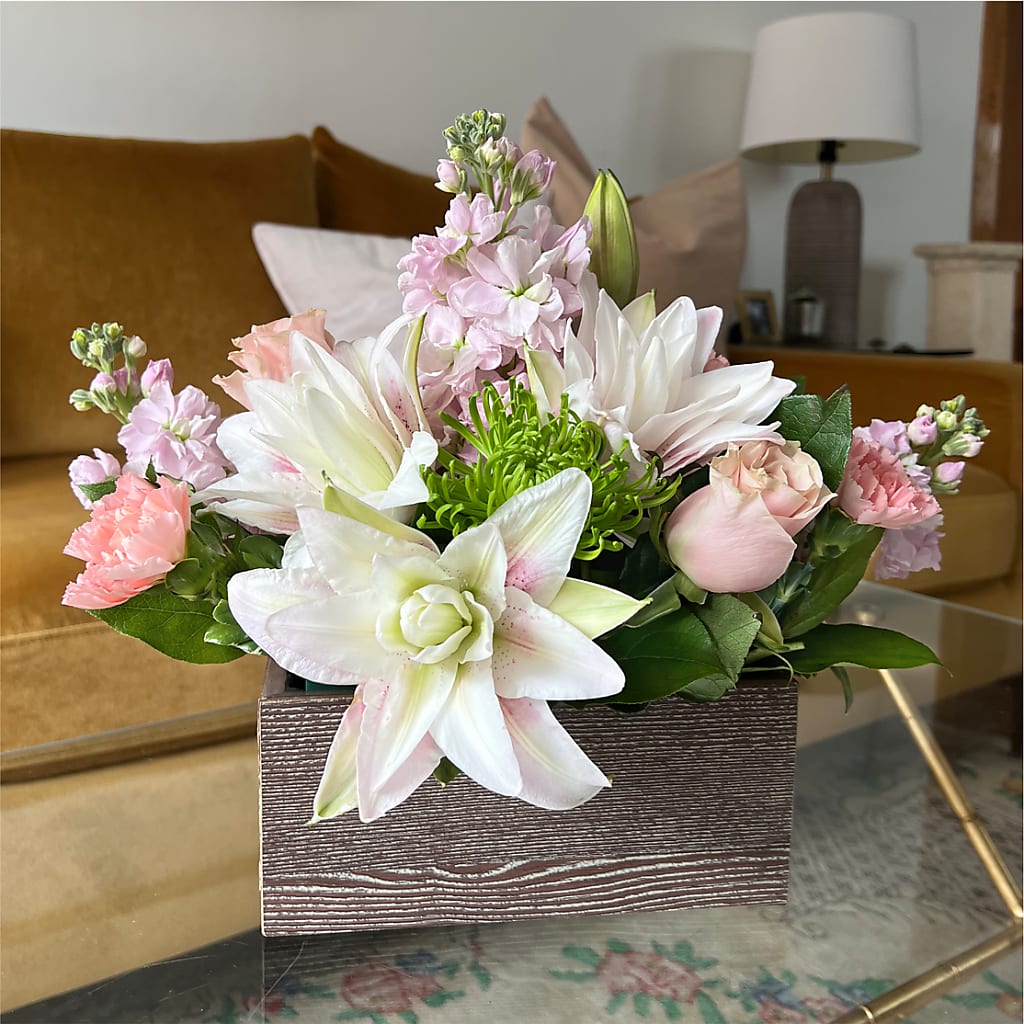 Beautiful Spirit Basket – GOD'S GARDEN FLOWER SHOP, Lancaster CA