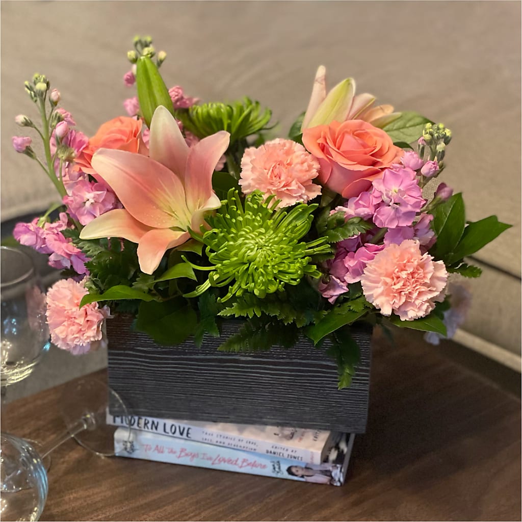 Beautiful Spirit Basket – GOD'S GARDEN FLOWER SHOP, Lancaster CA