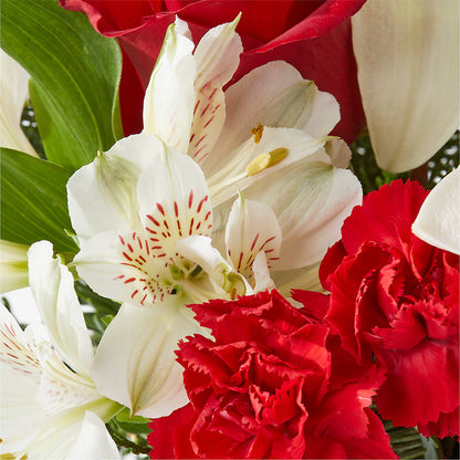 Holiday Season Bouquet – GOD'S GARDEN FLOWER SHOP, Lancaster CA