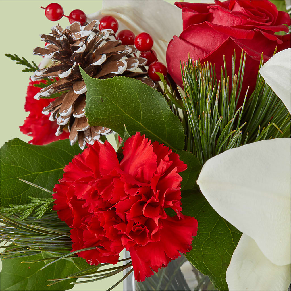 Glistening Icicles Bouquet – GOD'S GARDEN FLOWER SHOP, Lancaster CA