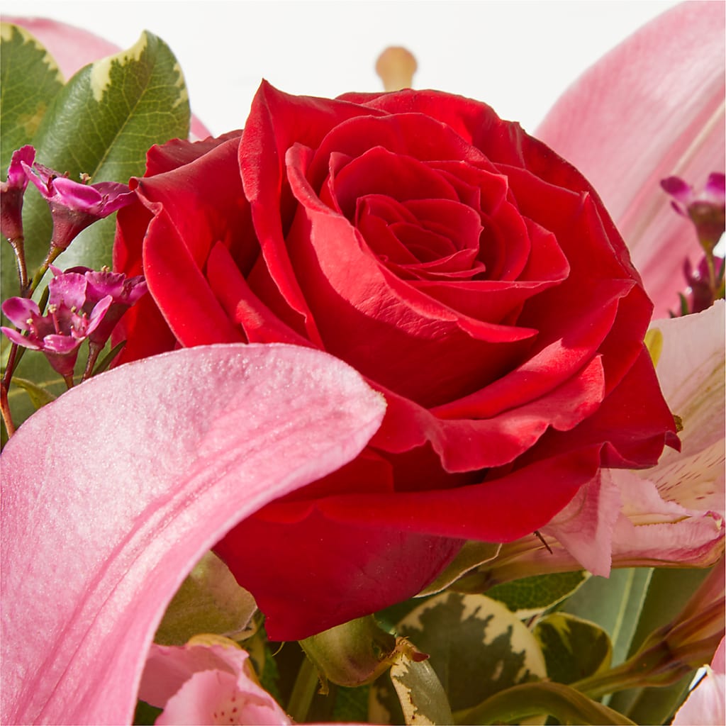 Lucky in Love Bouquet – GOD'S GARDEN FLOWER SHOP, Lancaster CA