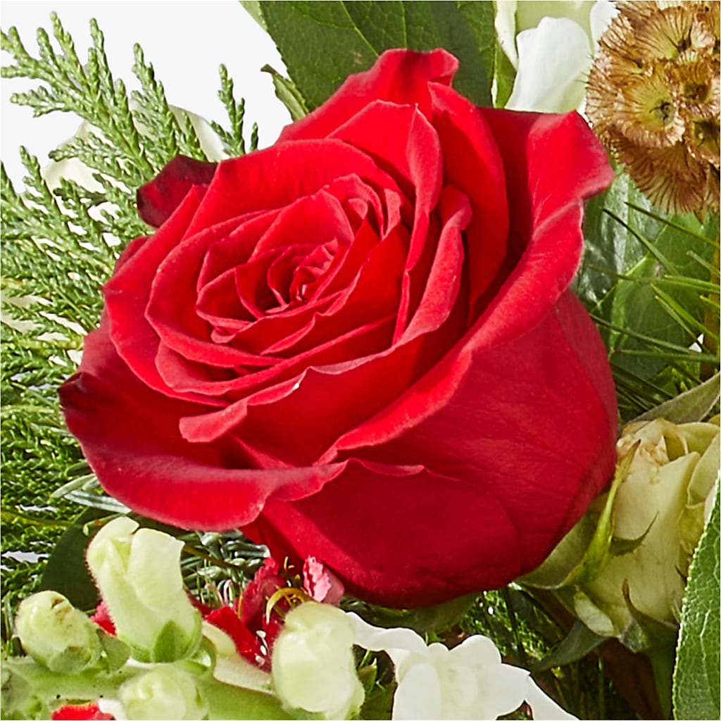 Deck the Halls Bouquet – GOD'S GARDEN FLOWER SHOP, Lancaster CA