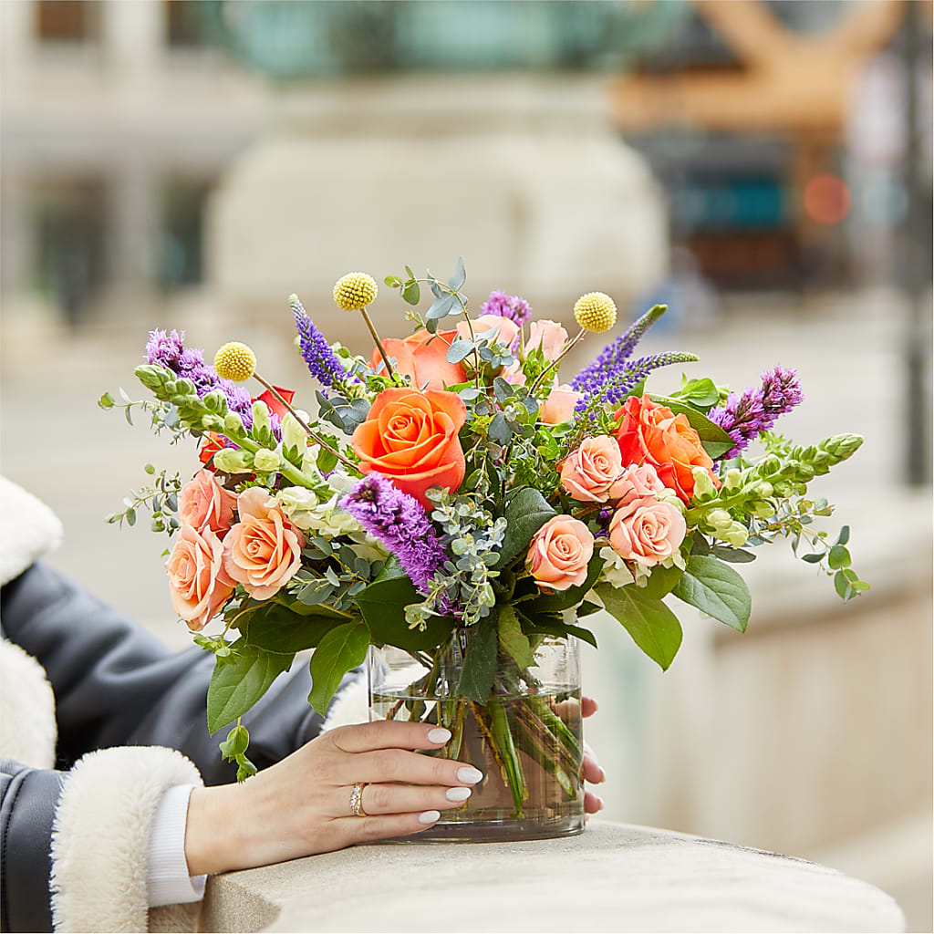 The Standout Bouquet – GOD'S GARDEN FLOWER SHOP, Lancaster CA