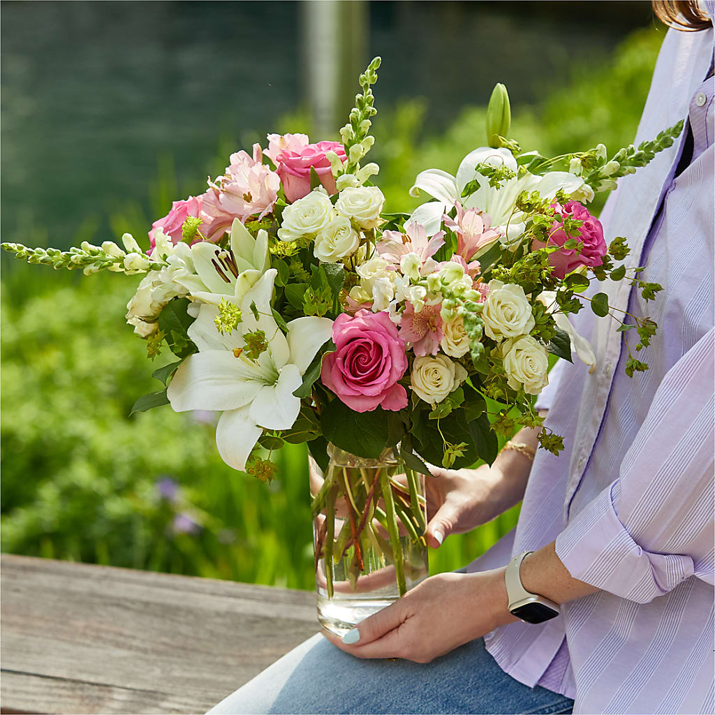 Fondly Bouquet – GOD'S GARDEN FLOWER SHOP, Lancaster CA